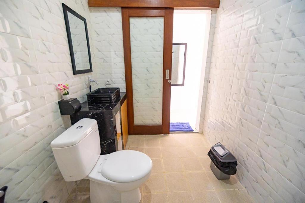 Bagas Bagus Guesthouse Canggu Екстериор снимка
