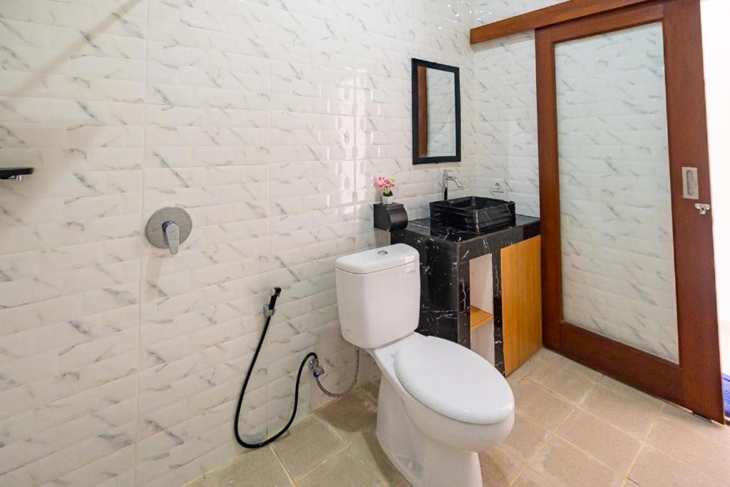 Bagas Bagus Guesthouse Canggu Екстериор снимка