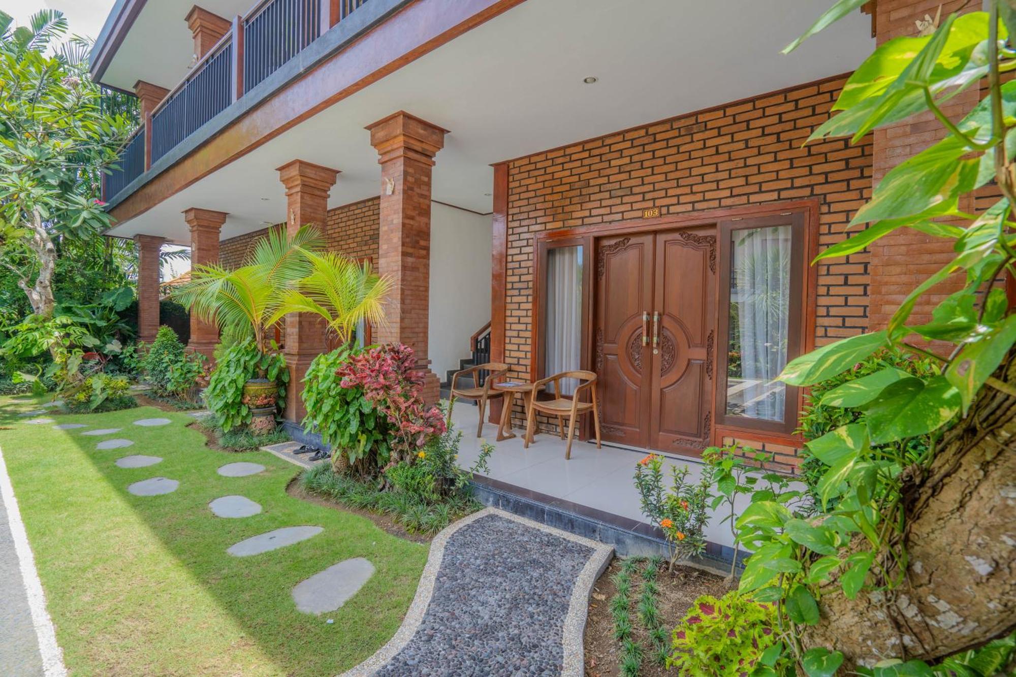Bagas Bagus Guesthouse Canggu Екстериор снимка